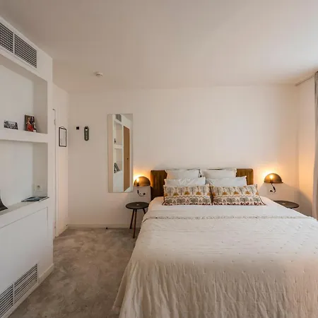 Achilles 4* Гент